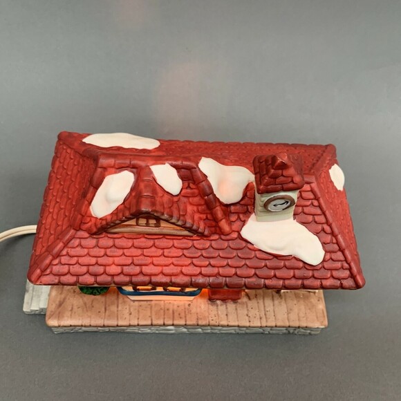 1990 Dickensville Collectibles Porcelain Lighted House Wesaon Station - Picture 2 of 11